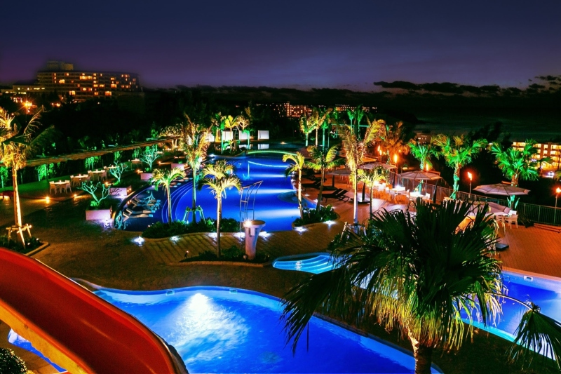 FUN NIGHT @resort Enjoy nighttime in Yambaru! The outdoor pool is open longer; Poolside Bar & Poolside BBQ open in the summer!