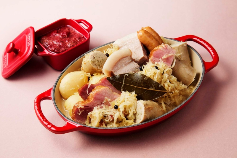 「シュークルート」アルザス地方キャベツとソーセージの煮込み料理