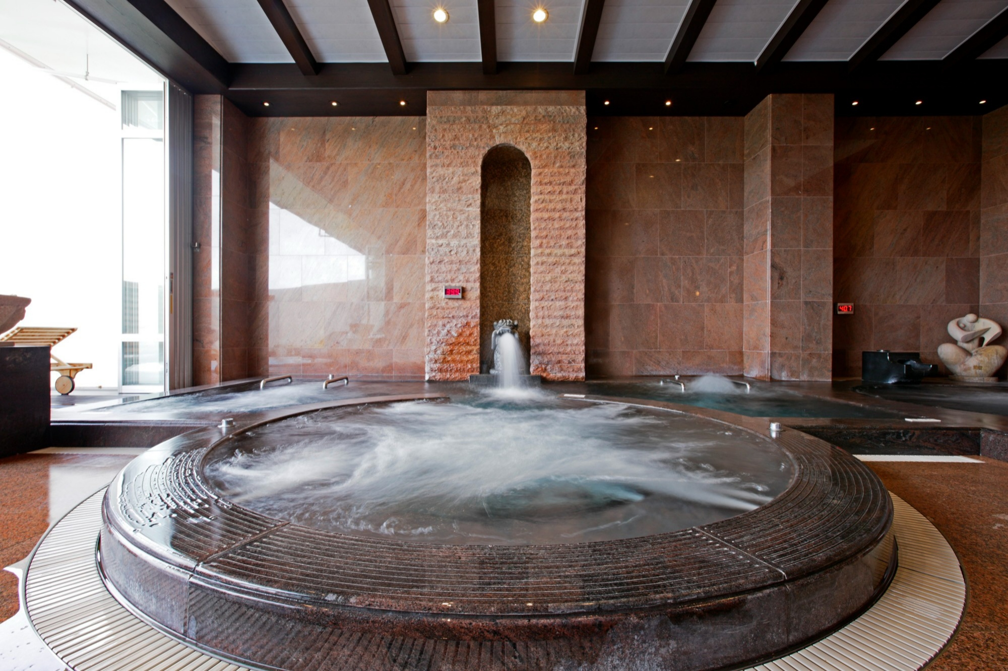 Spa & Lounge Set Refreshment Plan