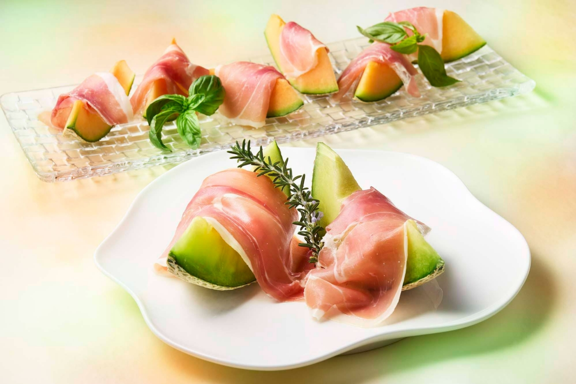Get a Head Start on Summer! Italian & Melon Paradise Fair<br>Kids' Burger Special May 2 to May 5