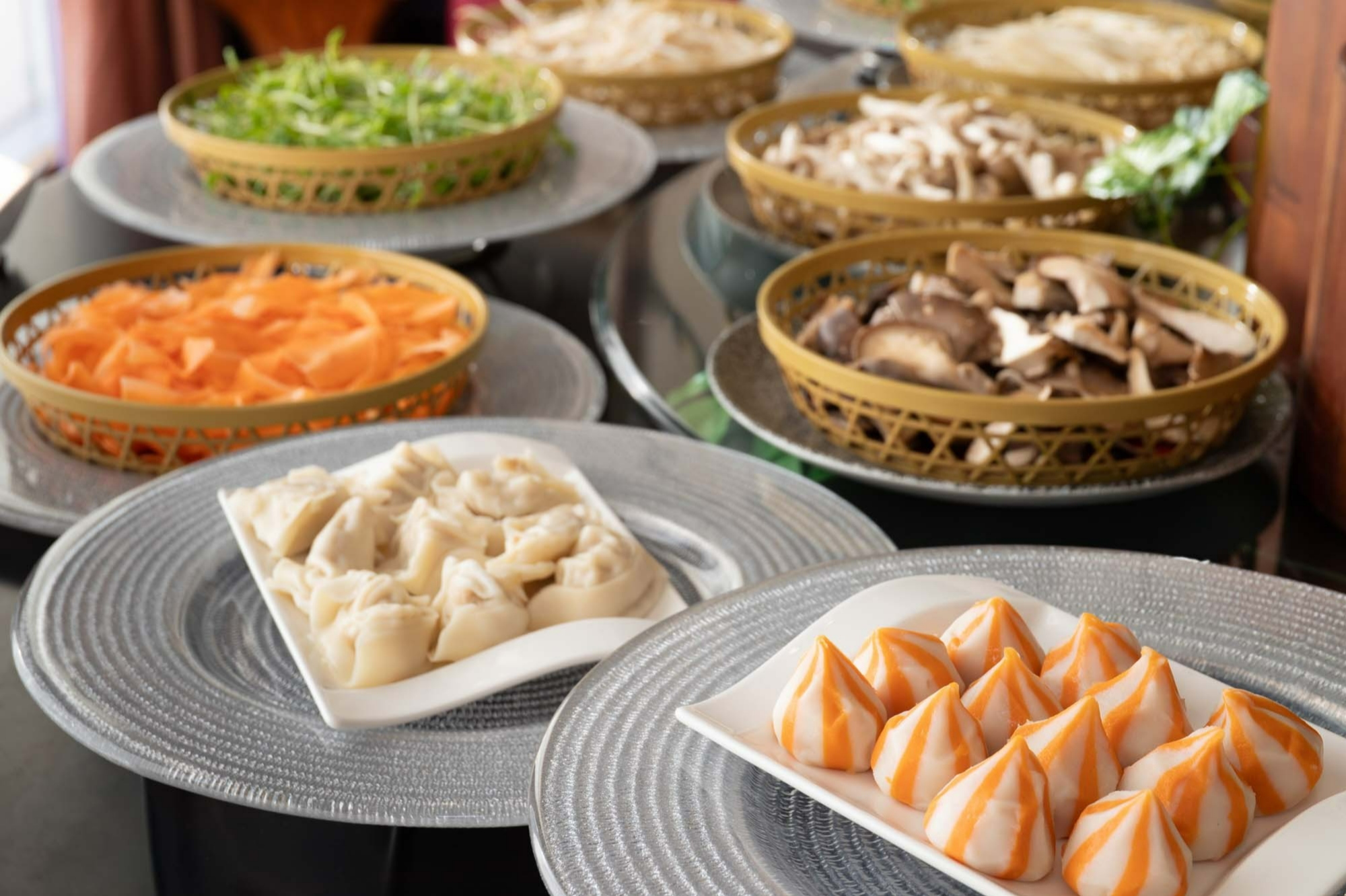 Oriental Ryukyu Malatang: An Exquisite Harmony of Nutritional Herbs & Seasonal Ingredients from Yambaru