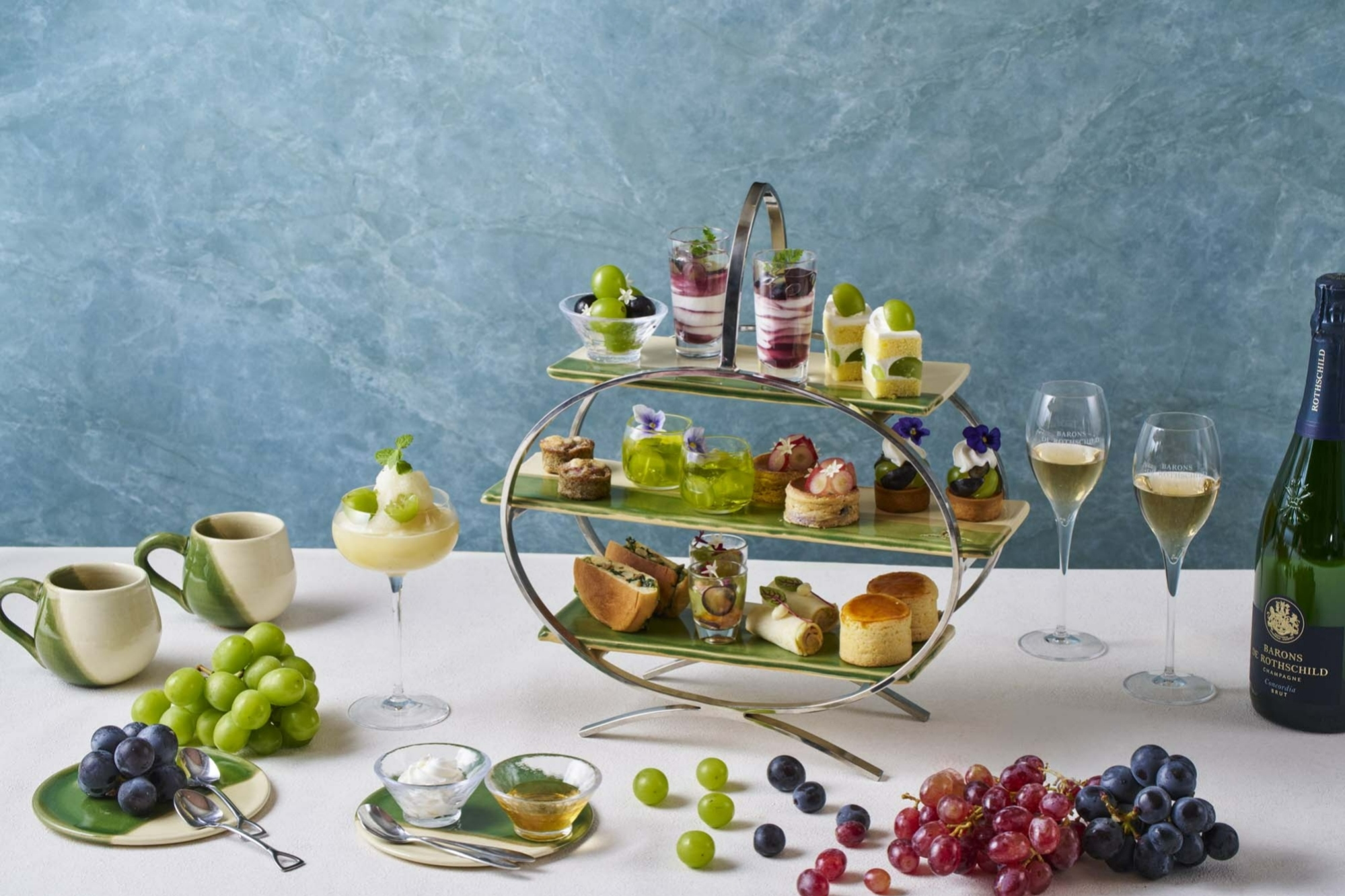 Shiratsuyu Afternoon Tea: Autumn Shine Muscat Special