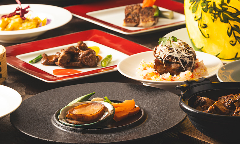 Restaurants & Bars